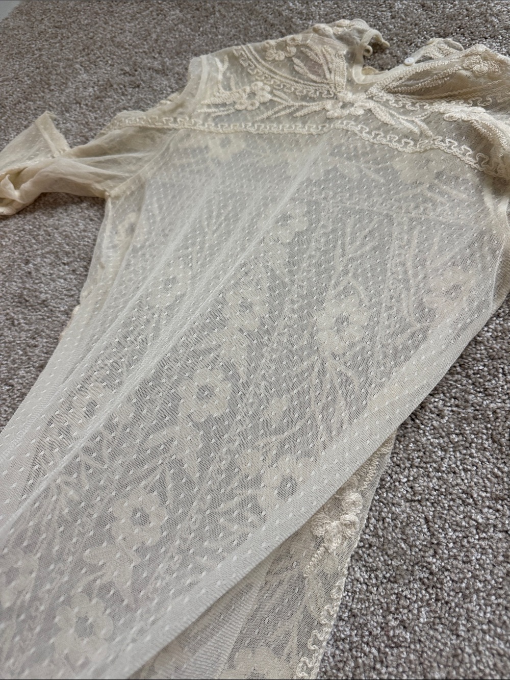 Sundance Catalog Sheer Ivory Floral Lace Long-Sleeve Women's Top size Small - Picture 4 of 6